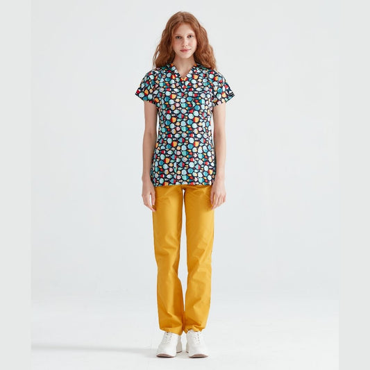 Set Costum Bluza imprimat cu pantaloni lungi, Pentru Femei - Model Uniforma Medicala Pesti (Hello Fish)